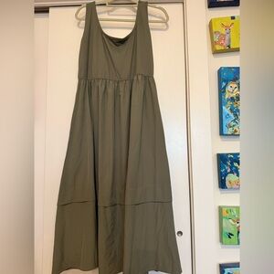 Serra Olive Green Sleeveless Dress